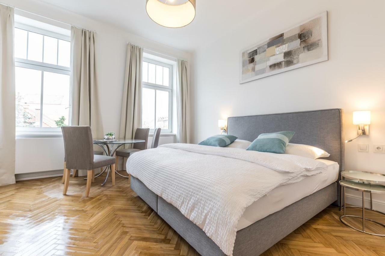 Easy 15 Contactless Check In Apartment *