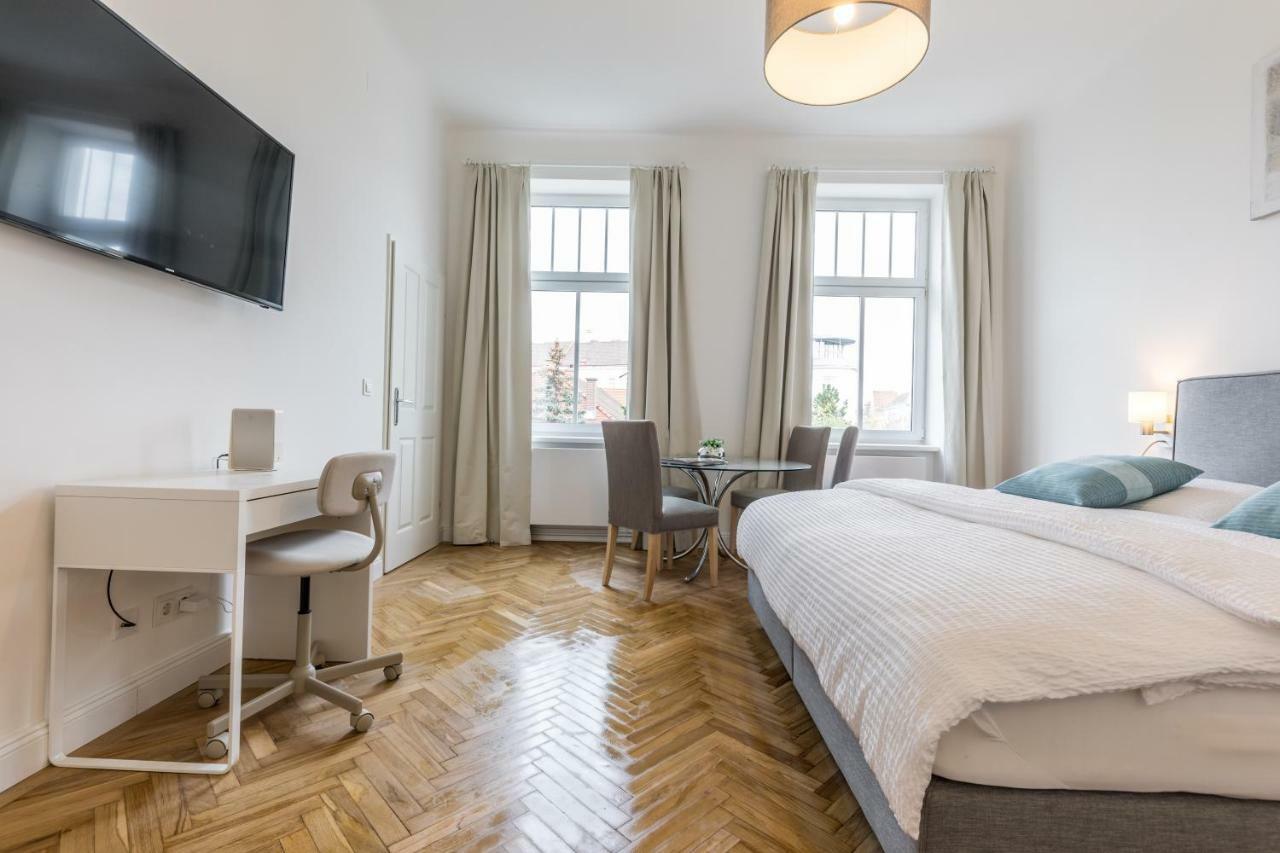 Apartment Easy 15 Contactless Check In